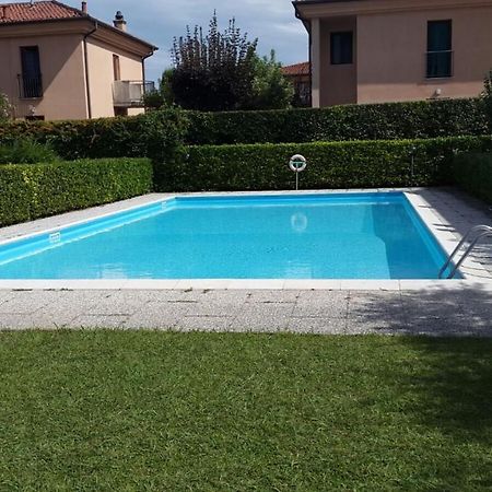 Chung cư 50 m² 1 phòng ngủ, 1 phòng tắm riêng ở Santa Maria di Lugana Sirmione Ngoại thất bức ảnh