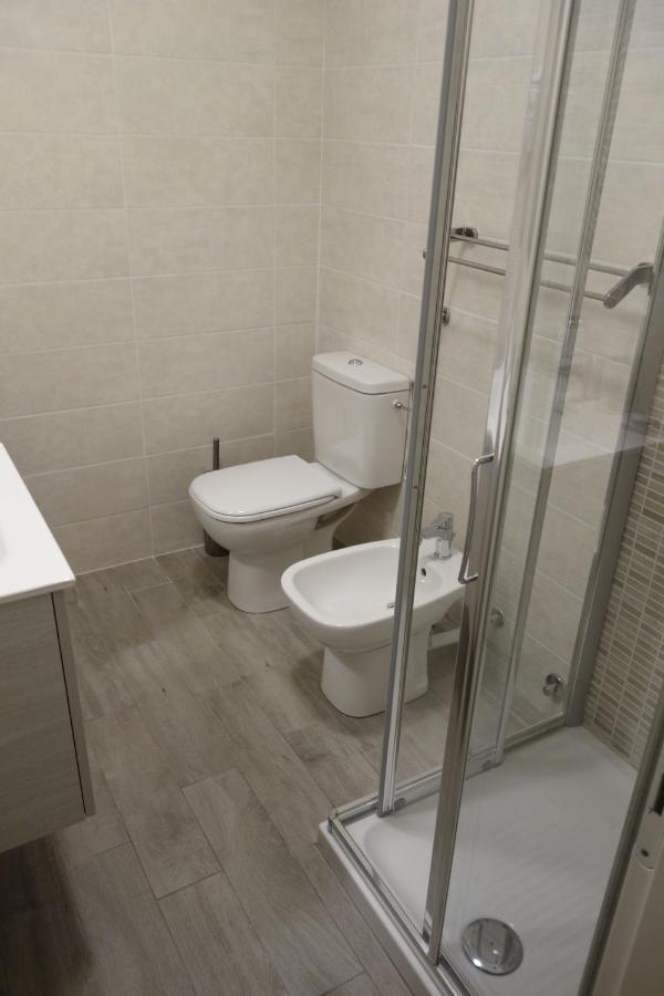 Chung cư 50 m² 1 phòng ngủ, 1 phòng tắm riêng ở Santa Maria di Lugana Sirmione Ngoại thất bức ảnh