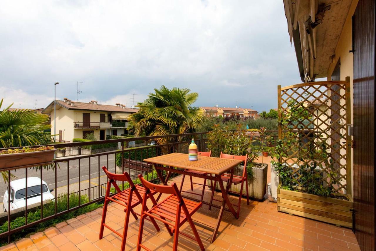 Chung cư 50 m² 1 phòng ngủ, 1 phòng tắm riêng ở Santa Maria di Lugana Sirmione Ngoại thất bức ảnh