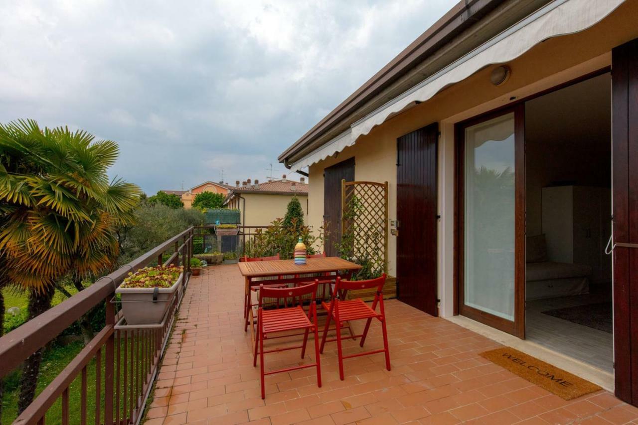 Chung cư 50 m² 1 phòng ngủ, 1 phòng tắm riêng ở Santa Maria di Lugana Sirmione Ngoại thất bức ảnh